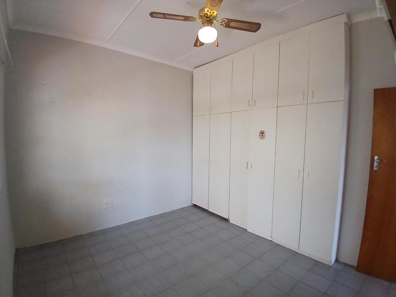 2 Bedroom Property for Sale in Stilbaai Wes Western Cape